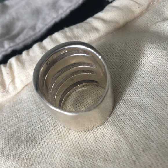 Pamela Love cage ring sterling silver with saphire and lapis inlay - Picture 5 of 6